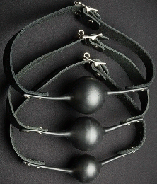 ボールの大きさ3種/2色■ボールギャグ(ラテックスフリー)