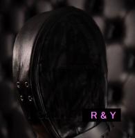 本革製・全頭マスク■鼻の穴×4オープン