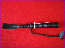 コンパクトになる乗馬鞭