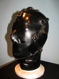 ラバー・ラテックス/バックル・マスク