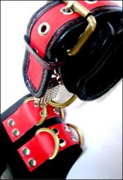 コルセット・ハーネス&手枷★赤黒コンビ
